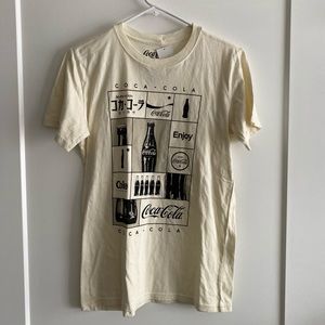 NWT coca-cola t shirt